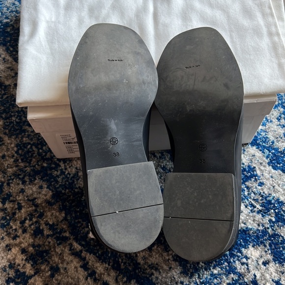 ❌SOLD❌ The Row
Garden Leather Short Boots 38 - Picture 14 of 17